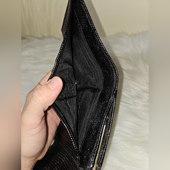 ❌SOLD❌ 🖤Salvatore Ferragamo Wallet🖤 - Picture 3 of 10